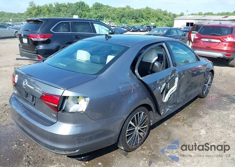 2017 Volkswagen Jetta 1.8T Sport z USA, uszkodzony, nr VIN 3VWD17AJ6HM284934